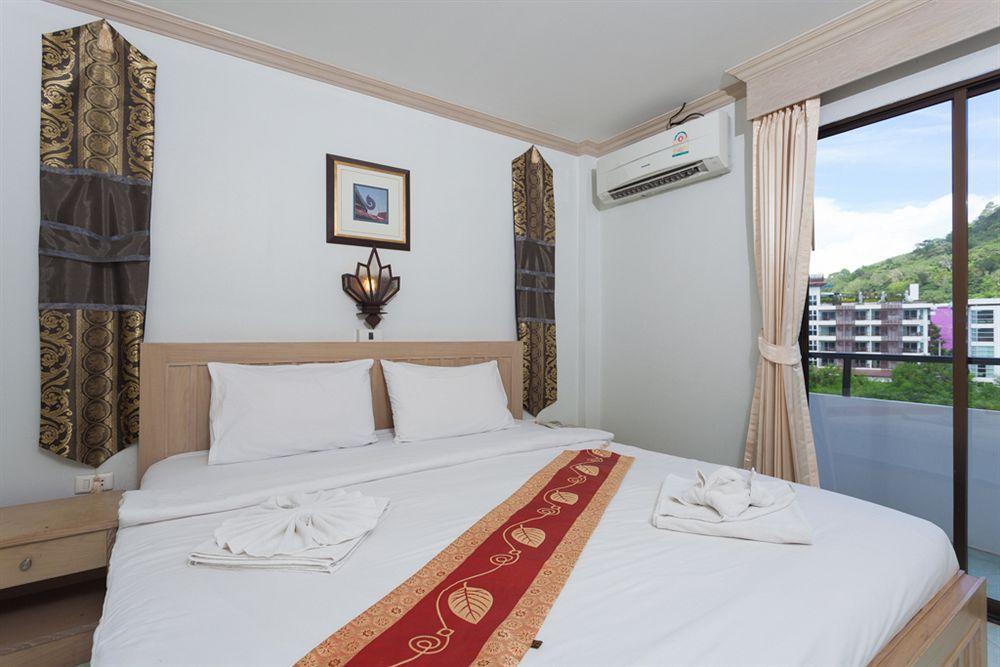 The Little Moon Residence Patong Exterior photo
